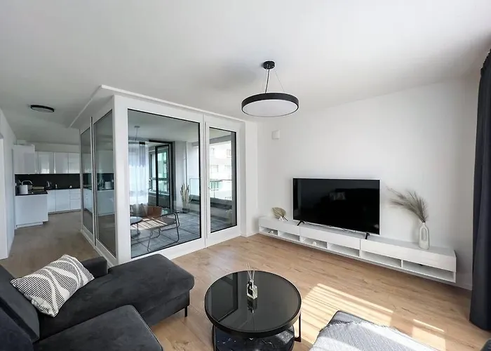 3br Stadium Getaway - Parking Apartament *