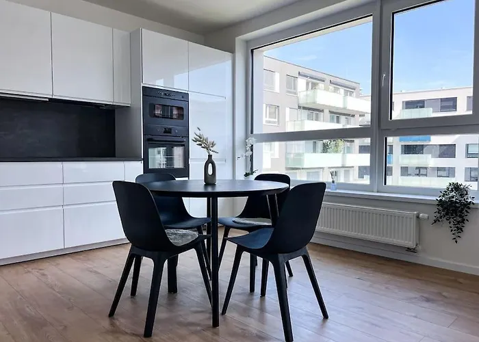 3br Stadium Getaway - Parking براتسيلافا